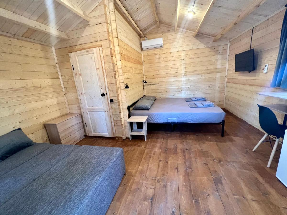 Mini-Hotel Forest Club ピツンダ エクステリア 写真